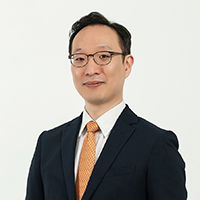 Dongjin Lee